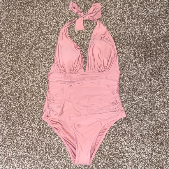 CUPSHE Bianca Dusty Pink Plunge Halter One Piece - Picture 2 of 7